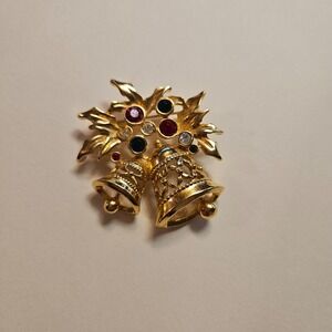 Vintage Christmas Bells Brooch Gold Tone Rhinestone Holly Leaves Red Green Pin